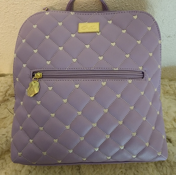 Backpack - Picture 2 of 15